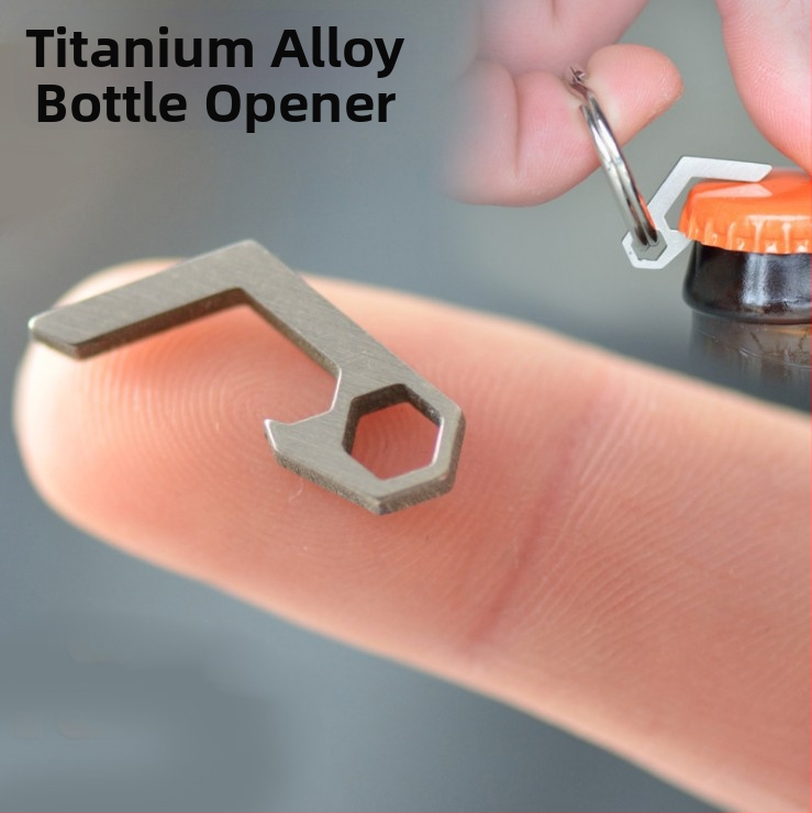 Titaanisulamist minipudeliavaja kruvikeeraja roostevabast terasest EDC vidin õllekruvikeeraja tööriist võtmehoidja