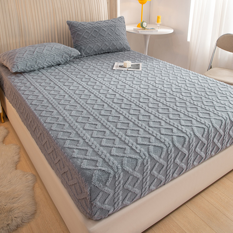 Piiriülene raske taftist kõikehõlmav kolmeosaline komplekt sügiseks ja talveks pluss sametist linad madratsikaitse hulgimüügist