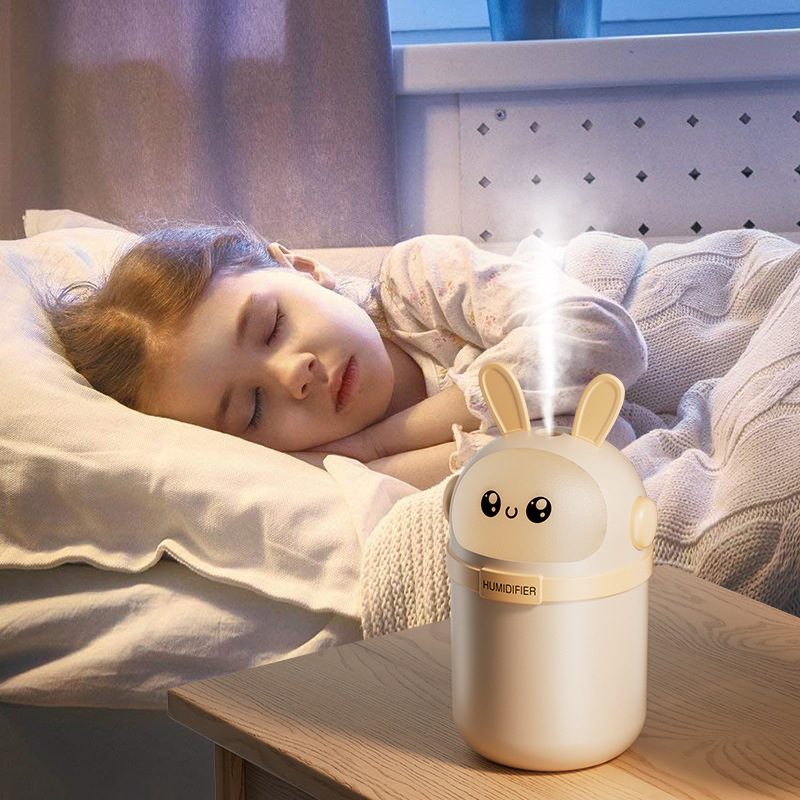 Домашен автомобил Тиха спалня Преносим Сладък анимационен USB Мини овлажнител за въздух и вода Цветна атмосфера Светлина