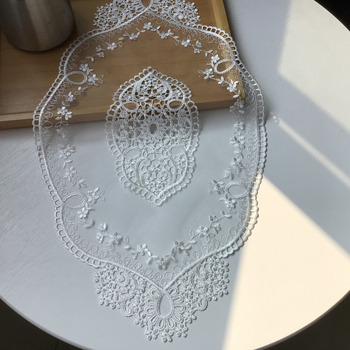 Pitsist pitsist söögimatt, kohvilaud, väliskaubanduse vaas, joogialus, kummut, dekoratiivne diivanimatt, vintage-fotorekvisiidid, lauamatt