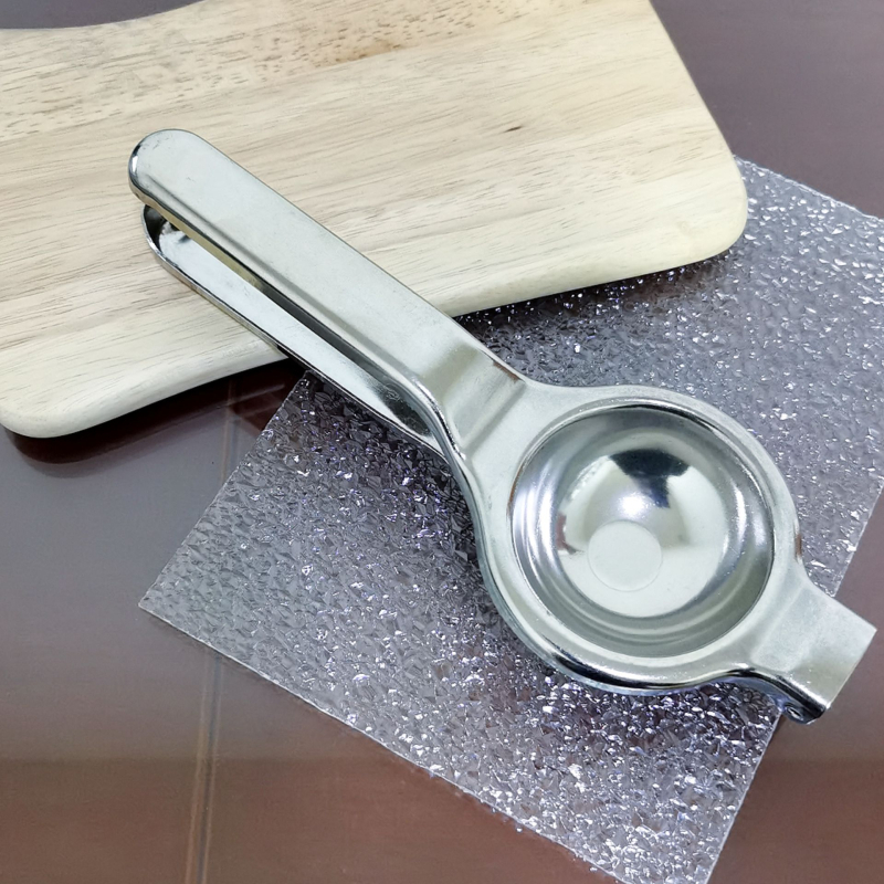 Kodumajapidamises kasutatav roostevabast terasest käsitsi pressitav sidrunimahlapress, köögis kasutatav kuldne roostevabast terasest puuviljamahlapress