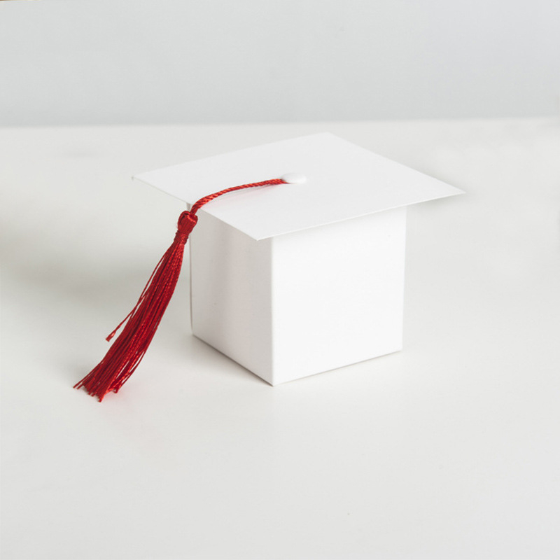 Tarpvalstybinė baigimo dovanų dėžutė, kartoninė šventė, baigimo sezono dovanų pakavimo dėžutė, bakalauro kepurė su kutais, saldainių dėžutė, didmeninė prekyba