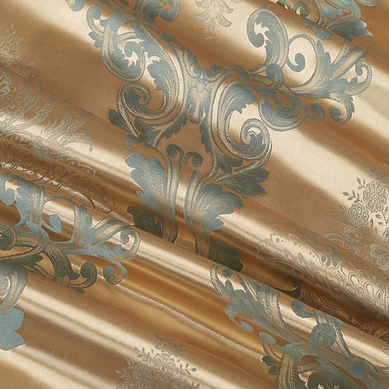 Europietiško stiliaus atlasinis žakardo keturių dalių komplektas užsienio prekybos tiekimui. Įvairių dydžių trijų dalių komplektas, viengulis antklodės užvalkalas, tiesioginė transliacija „WeChat“ verslo partijos pristatymas.