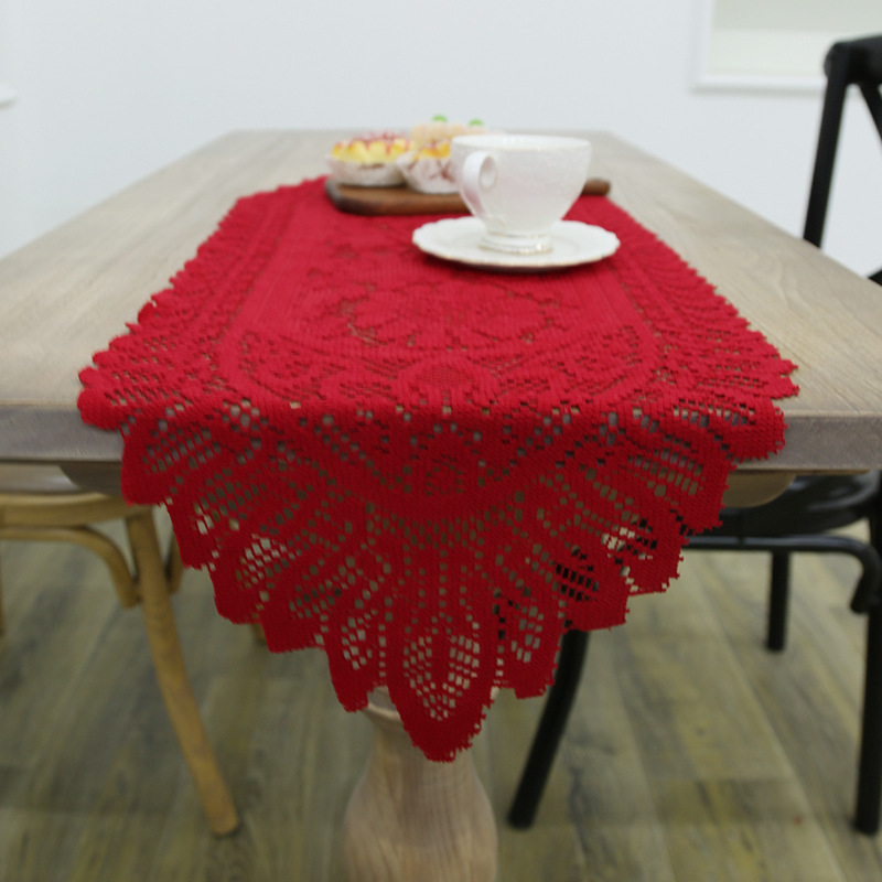 Tarpvalstybinis Europos ir Amerikos kalėdinių vakarėlių stalo vėliavėlių nėrinių metmenų megztas stalo rankšluostis, ilgas stalo kilimėlis, kavos staliuko užvalkalas, didmeninė prekyba.