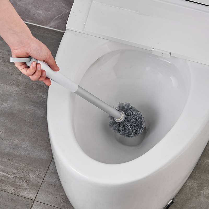 Tualetinis šepetys gali būti pakabinamas, vertikaliai, nėra aklavietės, tualeto ir vonios kambario buitinis valymas ilgakočiu šepečiu gali nusausinti ir surinkti vandenį