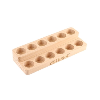 Sandėlyje yra tarpvalstybinių prekių, skirtų „Dotteri“ eterinio aliejaus 12 skylių ekspozicijos stovas, medinis ekspozicijos stovas, eterinio aliejaus buteliukų laikymo dėžė