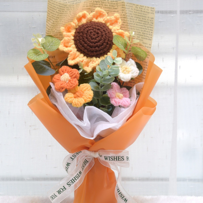 „Hangtu“ megztas saulėgrąžų vilnos austas gatavas gaminys, nemirtinga muilo gėlė, merginos sužadėtuvių gimtadienio dovana