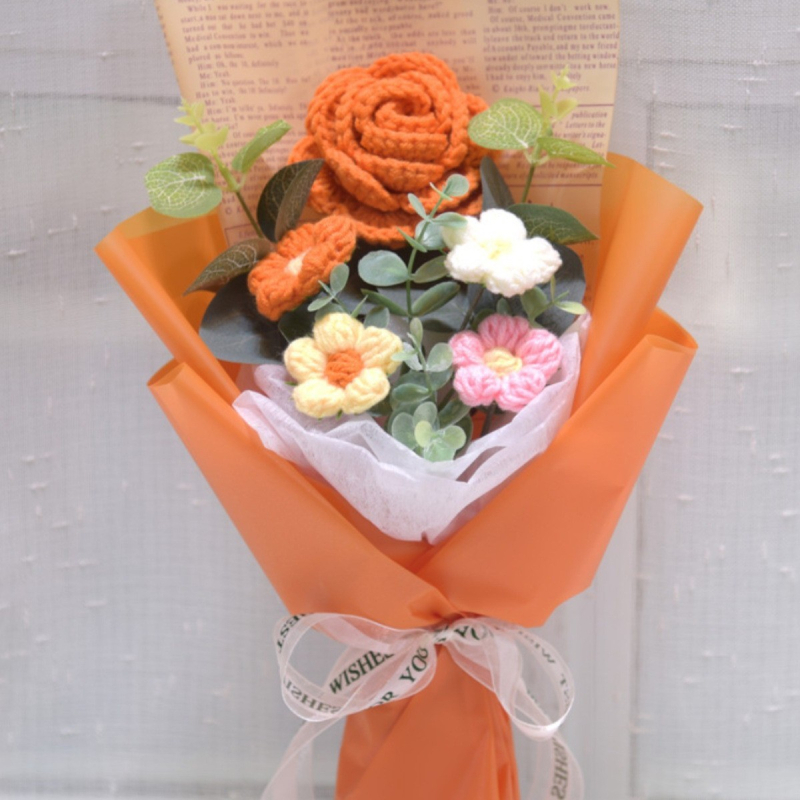 „Hangtu“ megztas saulėgrąžų vilnos austas gatavas gaminys, nemirtinga muilo gėlė, merginos sužadėtuvių gimtadienio dovana