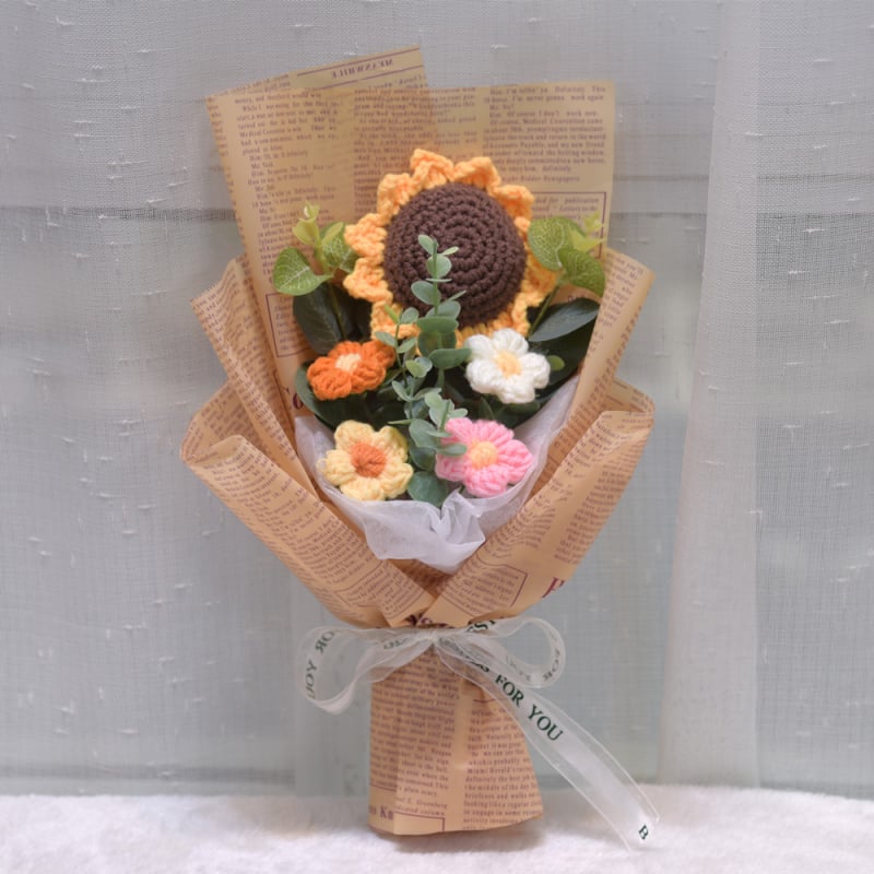 „Hangtu“ megztas saulėgrąžų vilnos austas gatavas gaminys, nemirtinga muilo gėlė, merginos sužadėtuvių gimtadienio dovana