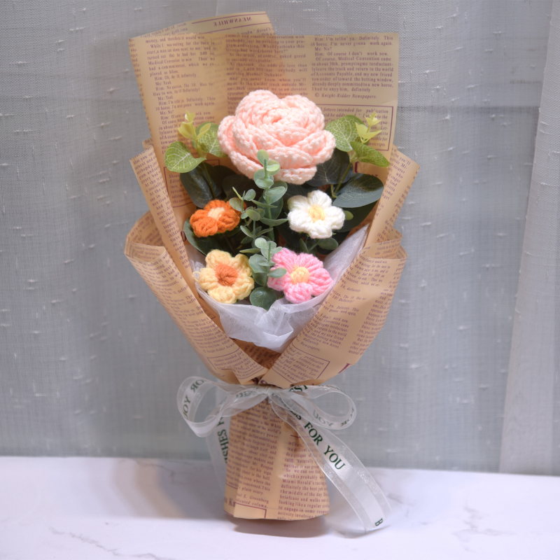 „Hangtu“ megztas saulėgrąžų vilnos austas gatavas gaminys, nemirtinga muilo gėlė, merginos sužadėtuvių gimtadienio dovana