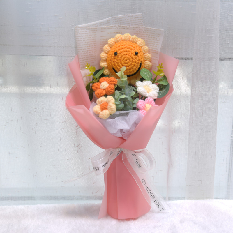 „Hangtu“ megztas saulėgrąžų vilnos austas gatavas gaminys, nemirtinga muilo gėlė, merginos sužadėtuvių gimtadienio dovana