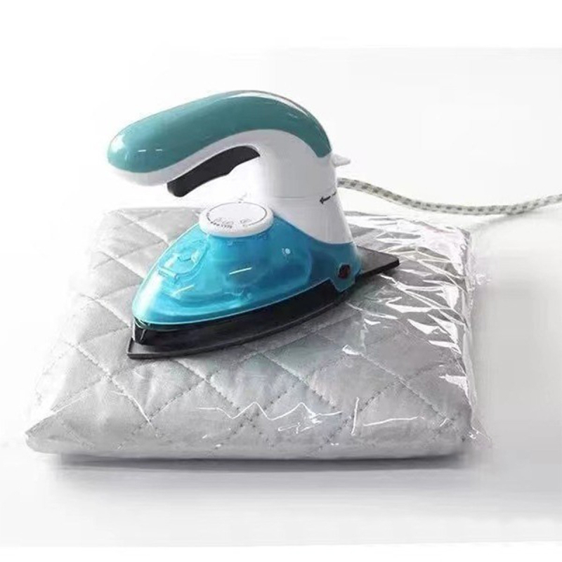 Tehase otsetarne piiriülene uus kokkupandav majapidamises kasutatav kaasaskantav soojusisolatsioon puuvillast kõrge temperatuuriga triikimislaud triikimismatt