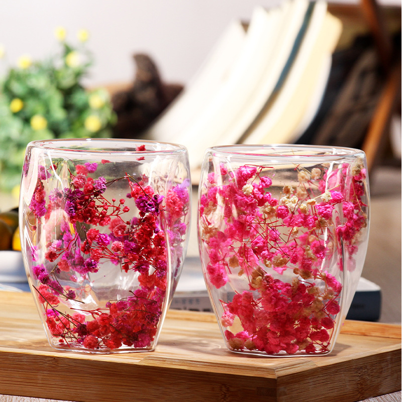 Трансгранична продажба на едро на високо боросиликатна чаша, прозрачна чаша за мляко, сок, кафе, спирална чаша, стъклена чаша с истинско цвете, двуслойна чаша