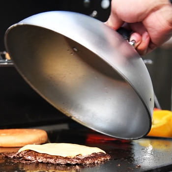 Tarpvalstybiniai karšto pardavimo kepsninės įrankiai tinka sugedusiam mėsainių kostiumui, mėsainių preso puodo dangčio kepsninės kastuvo skonio buteliukas