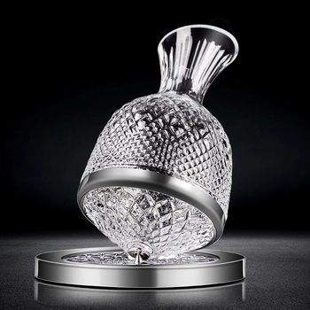 Kerge luksuslik tipptasemel pöörlev dekanterveiniklaasveinidekanter majapidamises kasutatav tipptasemel Sense-trummelveini dosaator