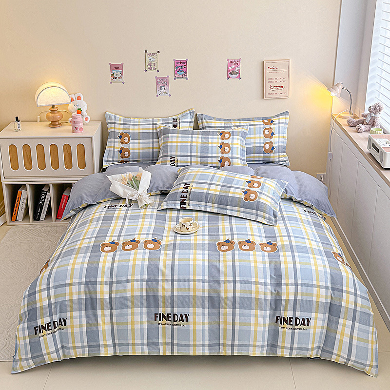 Egyszerű őszi és téli vastagított csiszolású négyrészes szett kollégiumi friss pamut ágyneműhuzat háromrészes szett bőrbarát pamut meztelen alváshoz