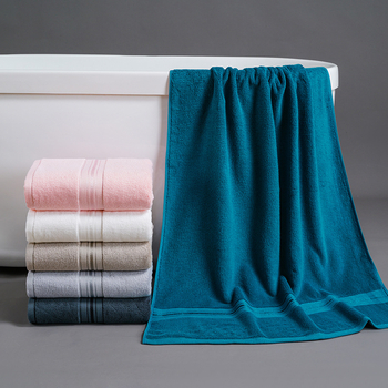 Šukuotos medvilnės rankšluostis vonios kambariui 70 * 150 cm 500 g ryškaus šilko kalimas minkštas sugeriamumas skersinis karštai siuvinėtas logotipas