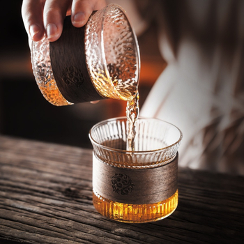 Karščiui atsparus stiklinis arbatos puodelis, mažas arbatos puodelis, kung fu arbatos rinkinys, arbatos plaktuko formos arbatos dubuo, skirtas naudoti namuose