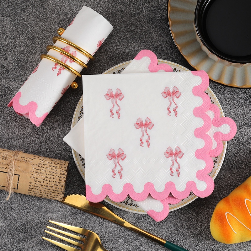 Тематично парти с розова панделка за рожден ден, салфетка за еднократна употреба с декоративни материали