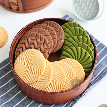 Põhjala stiilis retro geomeetriline küpsisevorm nostalgiline laineline piimakoogi kolmemõõtmeline pitserivorm kooginaha käsitsi survetööriist