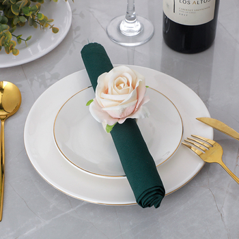 Valentino dienos imitacijos rožių servetėlių žiedas, vakarietiško stiliaus viešbučio stalo rožių dekoratyvinis valgomojo žiedas, servetėlių sagties gamintojai, didmeninė prekyba