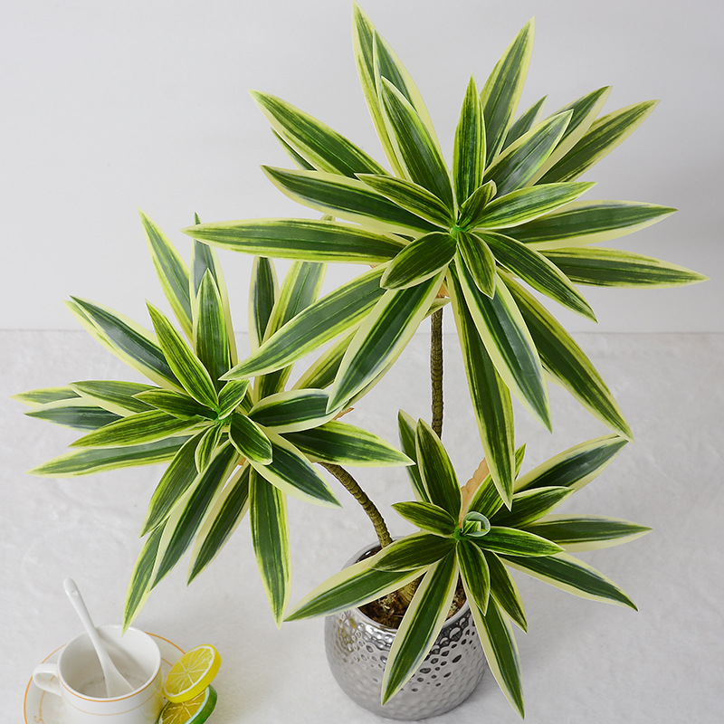 3 šakių lelija dirbtinis žalias augalas žalias lapas prekybos centras minkštas dekoravimas kraštovaizdis Mori vestuvių gėlių kompozicija auksinis kraštas lelija