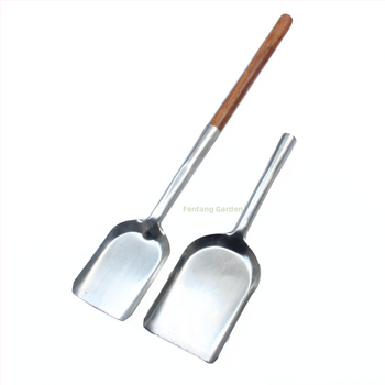 Nerūdijančio plieno medinė rankena gaisro gesinimo kastuvas anglies kastuvas pelenų šlakas gaisro malimas pelenų kastuvas gaisro gesinimo kastuvas anglių kastuvas malkos krosnis gaisro įrankis šiukšlių kastuvas