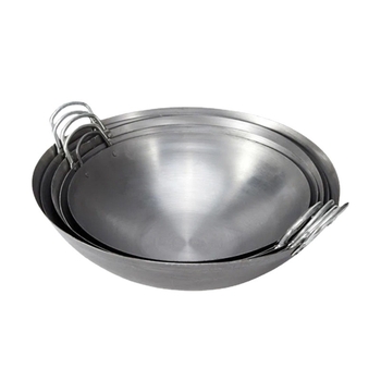 Buitinė senovinė geležinė keptuvė be dangos virėjams, dujinė viryklė, virta geležinė keptuvė su nelimpančia danga, didelė geležinė keptuvė su dviem ausimis