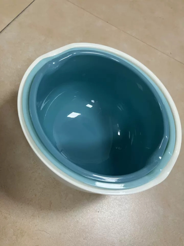 Tootja laos kolmeosaline pp plastmassist salatikauss segamiskauss majapidamises kasutatav mitmeotstarbeline puu- ja köögiviljakauss kommisnäkk