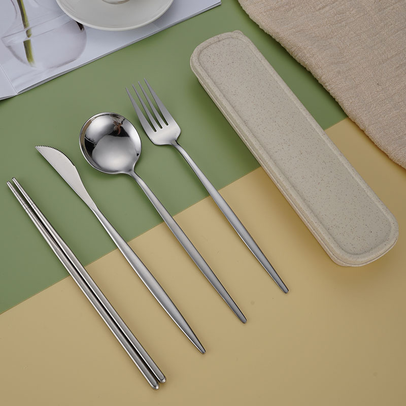 Tarpvalstybinis „Amazon“ interneto garsenybių Portugalijos nerūdijančio plieno nešiojami stalo įrankiai, šaukštas, šakutė, lazdelės, studentų biuro dovanų rinkinys