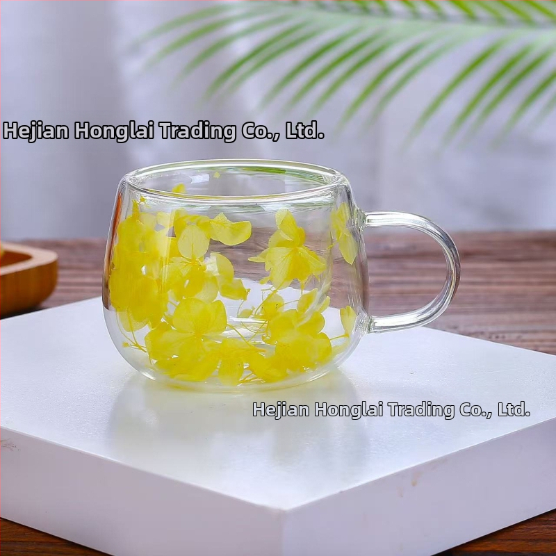 Határokon átnyúló új, valódi virágmintás, kétrétegű üvegből készült, kiváló minőségű kávésbögre fogantyúval, forrázásgátló és hőszigetelő, magas boroszilikát üvegből