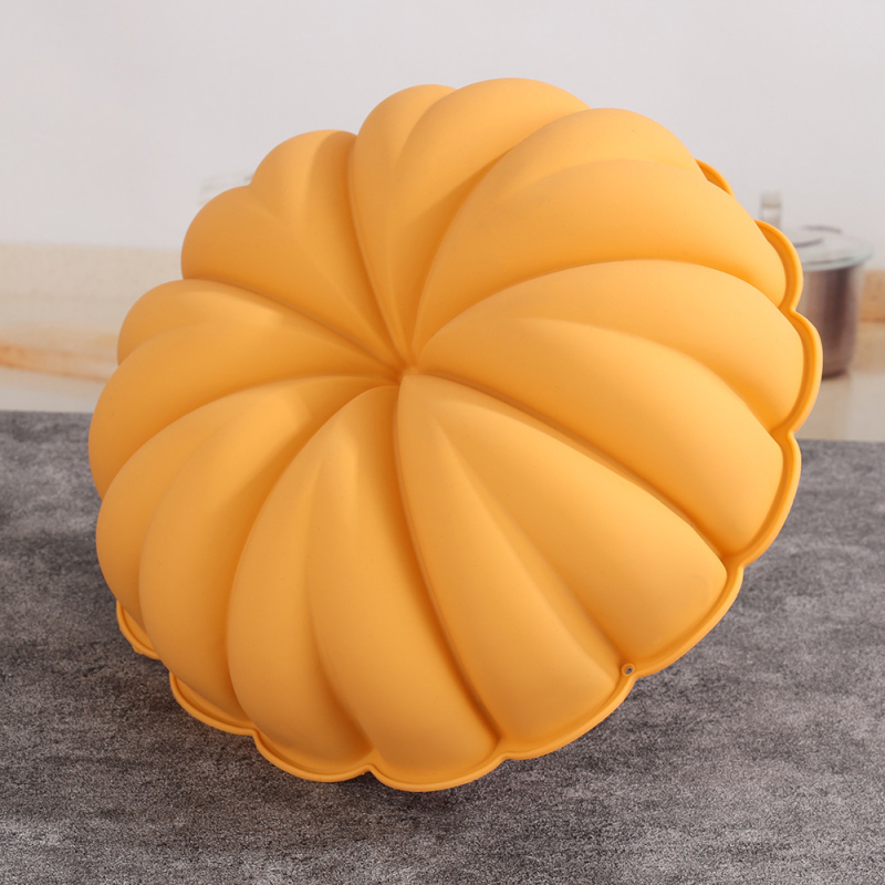 Határokon átnyúló, forró eladású halloweeni szilikon tortaforma hidegen feldolgozott háztartási sütőforma 6-csatlakozós tökös tortaforma szappanforma