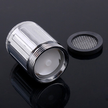 Pārrobežu piegādes virtuves jaucējkrāns ar LED krāsainu jaucējkrānu, gaismas dušas jaucējkrāna temperatūras kontrole trīs krāsās