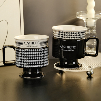 Keraamiline kruus kontorikohvitass kerge luksuslik tipptasemel keraamiline tass hobusejalakujulise prantsuse pokaal kingitusena