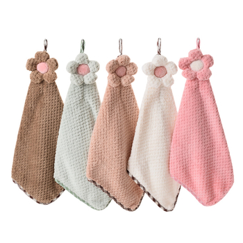 Gamykloje tiekiamas pakabinamas koralų vilnos rankšluostis vonios kambariui, virtuvės valymo rankšluostis, kūrybingas, mielas, sugeriantis rankšluostis