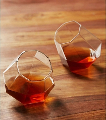 Tehase borosilikaatkristall-teemantklaasist kuumakindel külmakindel viskitops loominguliste kangete alkohoolsete jookide kokteilitops