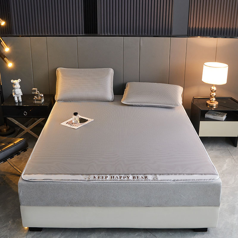 Vasarinis vasaros kilimėlis, ledo šilko kilimėlis, skalbiamas oro kondicionavimo kilimėlis, trijų dalių komplektas, studentų bendrabučio vienvietis sulankstomas vasaros kilimėlis, didmeninė prekyba