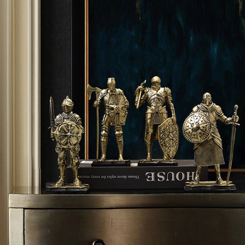 Tarpvalstybiniai karšto pardavimo retro graikų jojimo kario dervos švytuoklės amatai, kūrybingi šarvai, samurajų arklys, svetainės dekoracijos