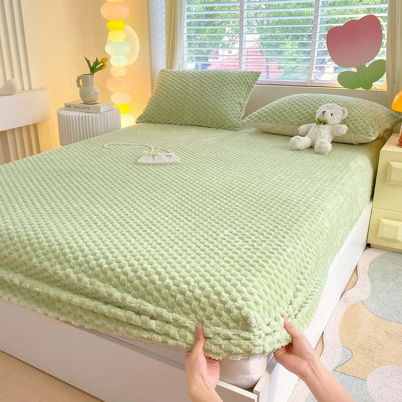 Oadest sametist voodimüts, talvine soe sametist Simmonsi madratsikaitse, paksendatud piimast sametist pruun mattvoodikate