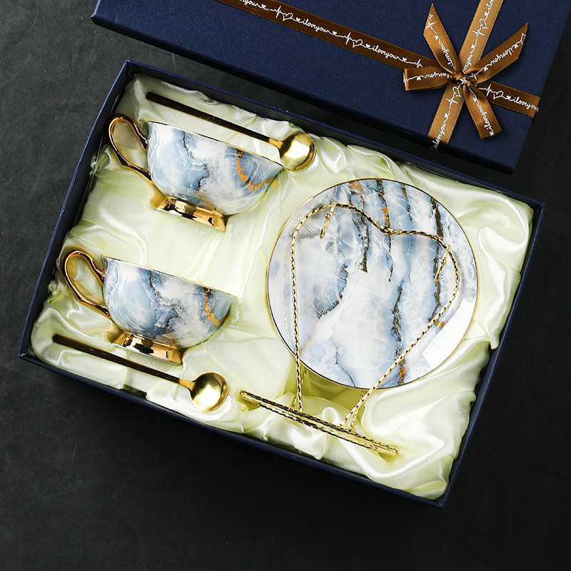 Luust Hiina kohvitass, kerge luksuslik peen keraamiline luksuslik majapidamistassi ja alustassikomplekt, disainiga Sense Niche Cup pärastlõunatee komplekt