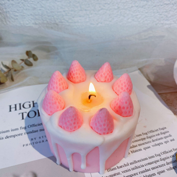 Rožinė braškė Miela aromaterapijos žvakė Šilta širdelė Gimtadienio baigimo dovana Šventinė dovana Draugams Šilta dovana