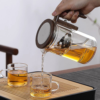 Vardata magnetiline lendlev tass klaasist vooderdisega teekannu tee eraldamine ühe võtmega filtriga majapidamistee komplekt laos hulgimüügis