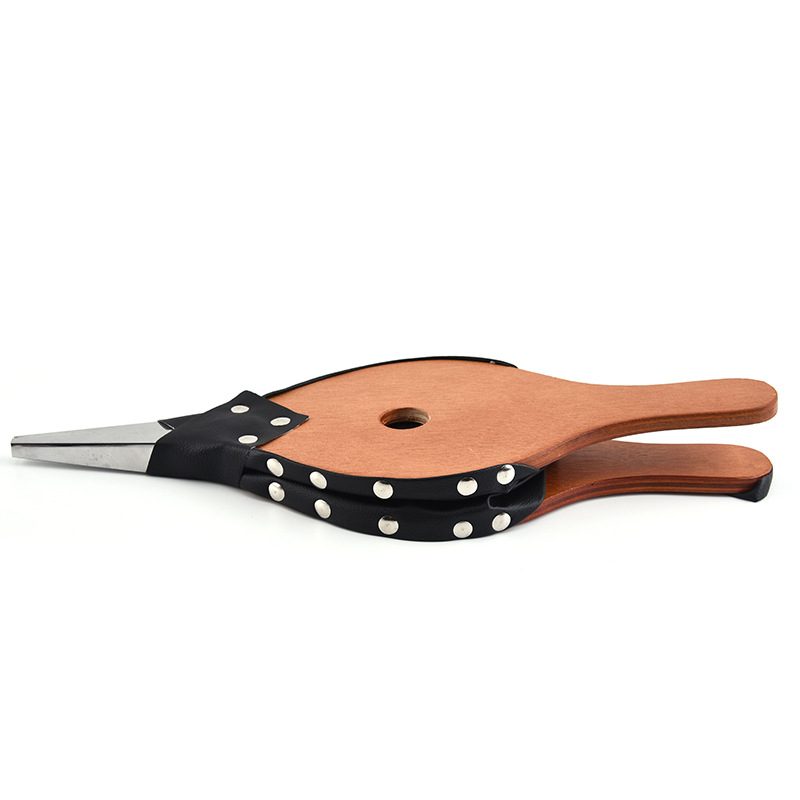 Tehase hulgimüügi käsitsi valmistatud välistingimustes kasutatava grilli puhumisriist nahast Tiger kamin piiriülese tarnimise puidust kaminapuhur