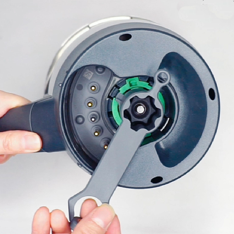 Tinka „Vorwerk Thermomix TM5TM6“ veržliarakčio tešlos suktuvui su siurbtuku, kad būtų lengva nuimti dangtelį