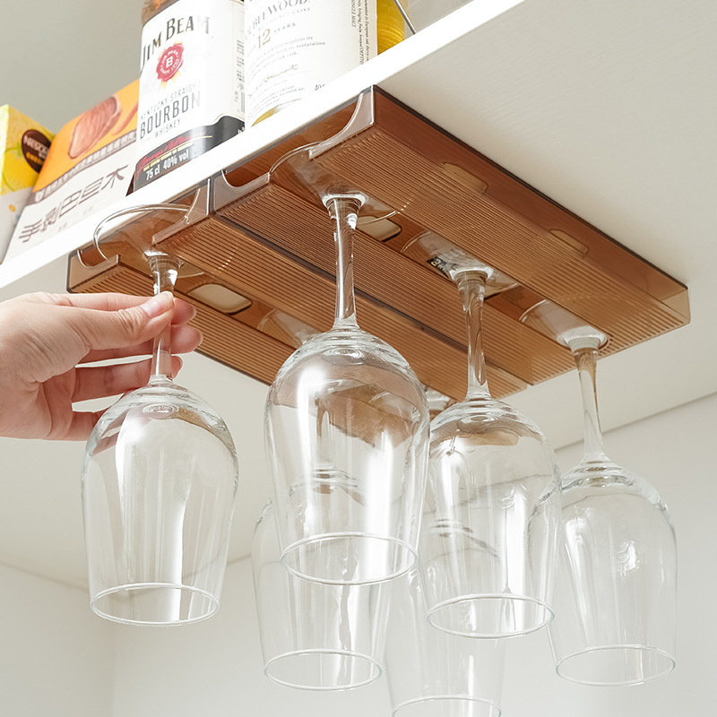 Kreatív fejjel lefelé mutató borospohártartó konyhai pohártartó fejjel lefelé mutató pohártartó háztartási borszekrény bárhoz függő pohártartó lyukasztásmentes