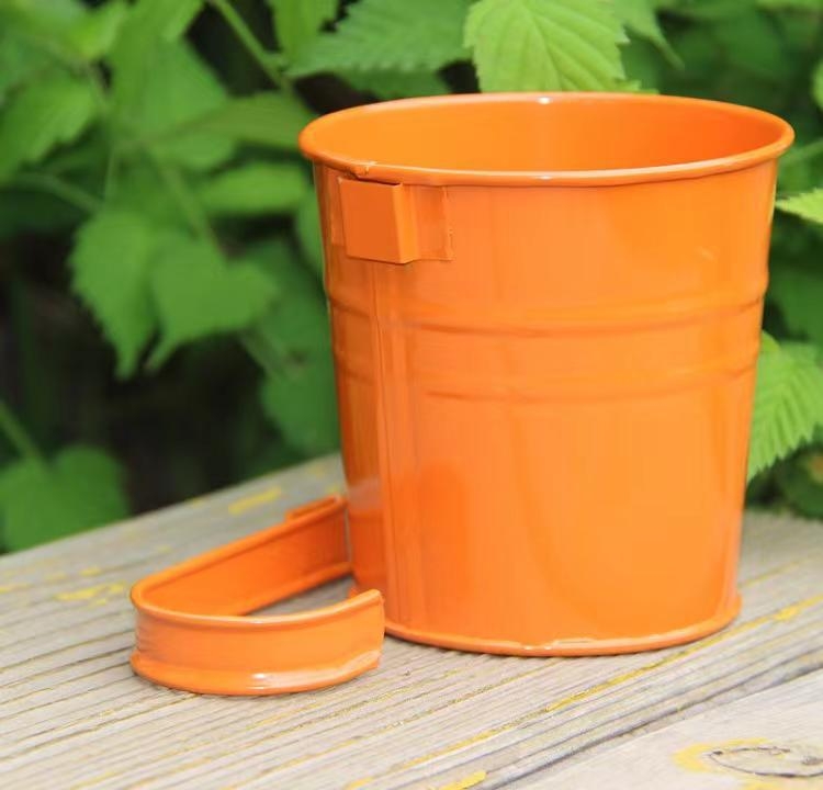 Tarpvalstybinis tiekimas Nuimamas kabliukas Gėlių vazono kabliukas Mažas kibiras Geležinis kibiras Sukulentų gėlių vazonas Geležinis pakabinamas kibiras