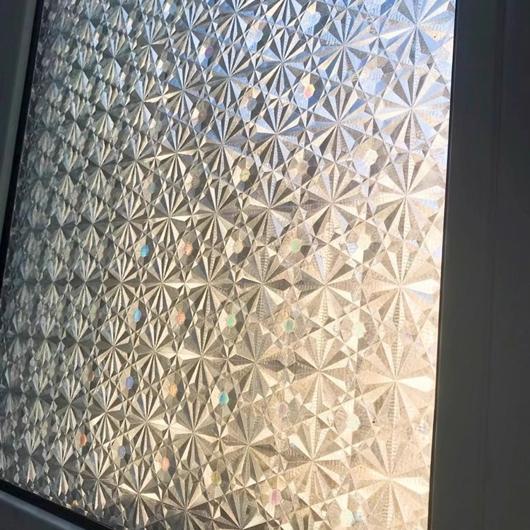 Värviline klaaskile läbipaistev läbipaistmatu aknakleebis jooksev klaaskleebis, mis murdub värviliste piiriüleste plahvatuste eest