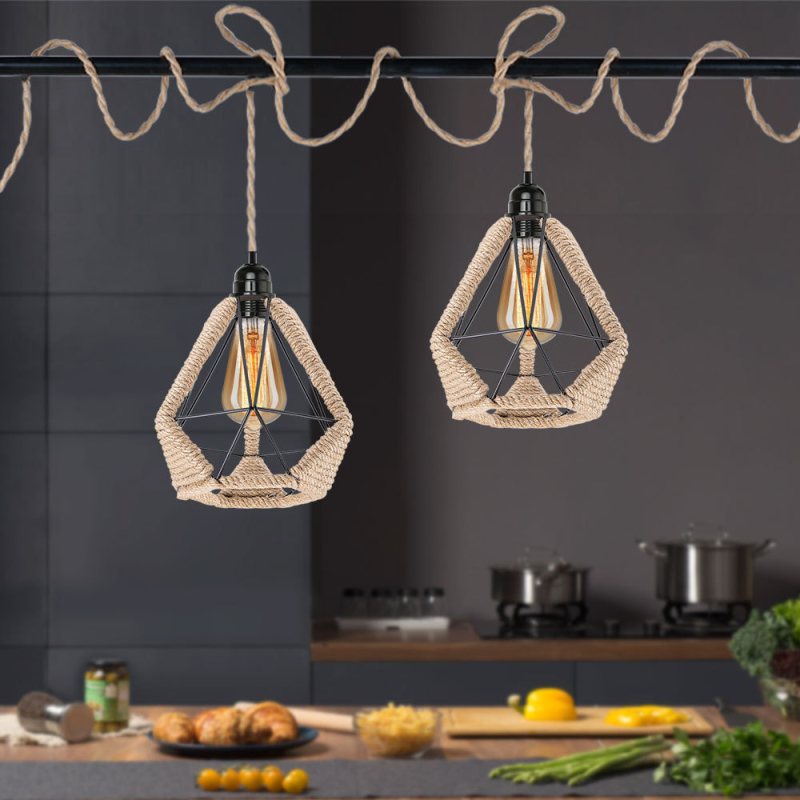 Piiriülesed plahvatused tööstuslik retro kanepiköis Diamond Headi raudpuur pööning raudtraat traatkeevituslambivarju