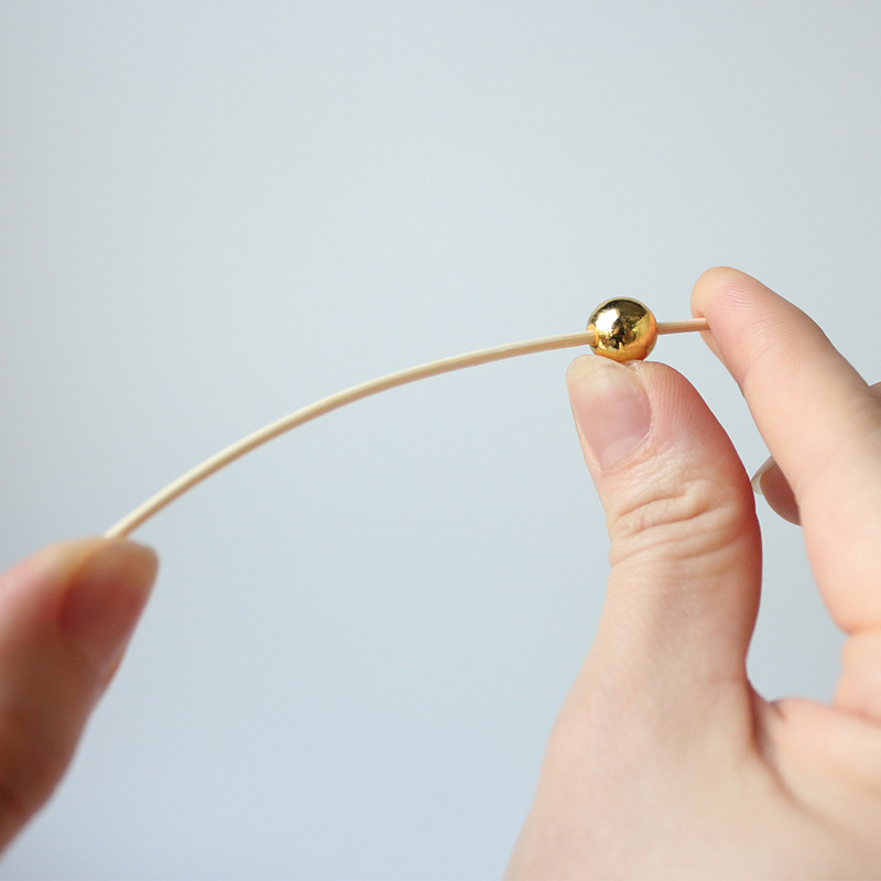 Amazon 100 buc/pachet mărgele aurii electrolizate bețișoare de fructe furculiță de fructe din bambus bețișor decorativ de unică folosință din bambus bețișor creativ cu șnur