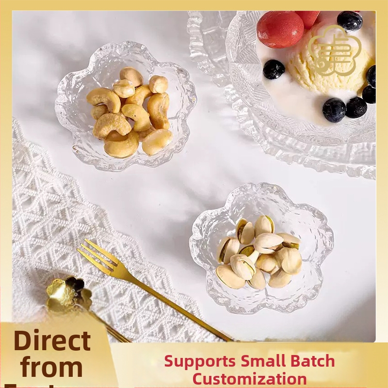 Следобеден чай, японска стъклена чиния с вкус на черешов цвят, чиния за сос, малка купа, домакински оцет, чиния за гореща тенджера